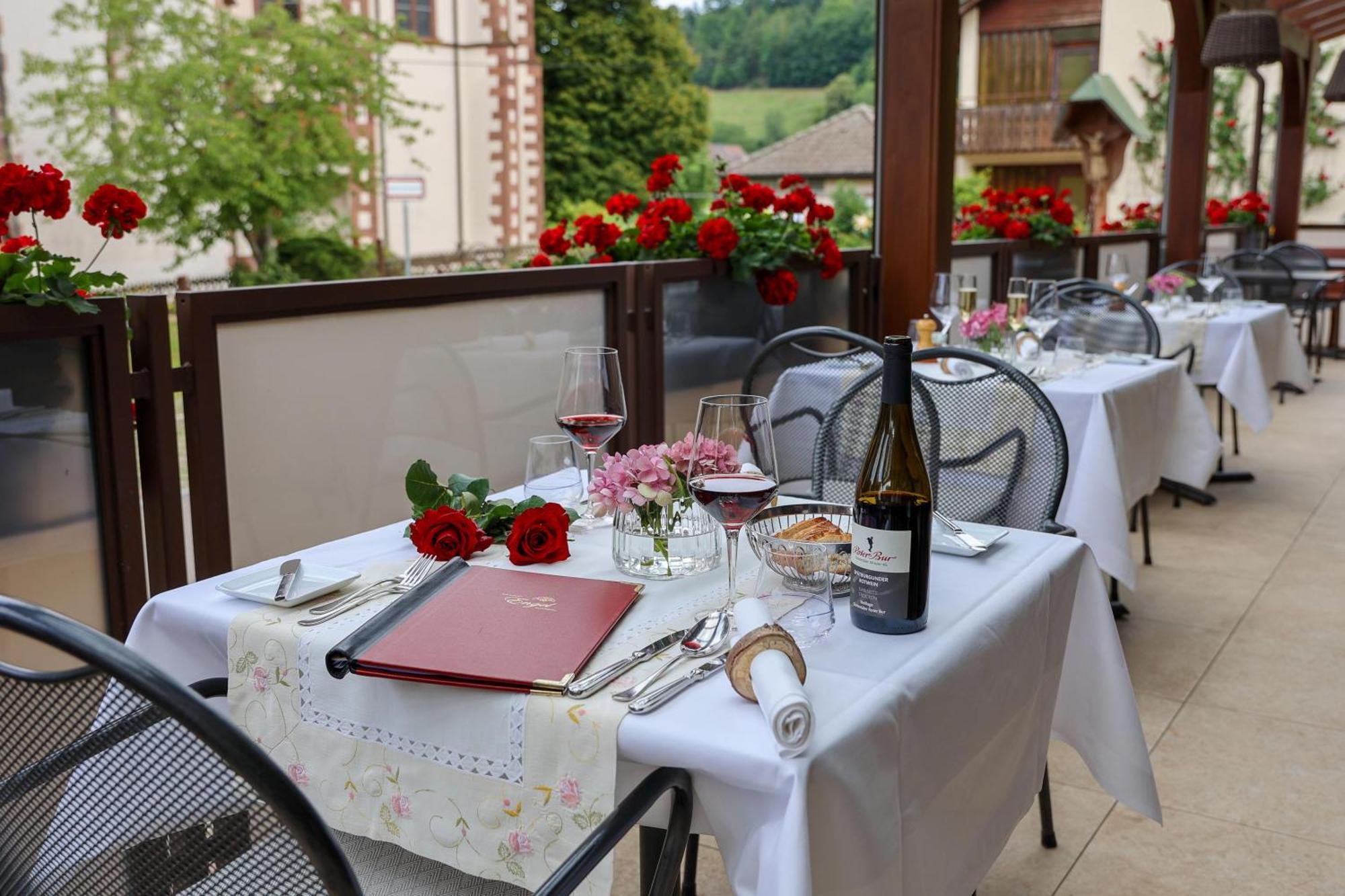 Hotel-Gasthaus Goldener Engel غلوترال المظهر الخارجي الصورة