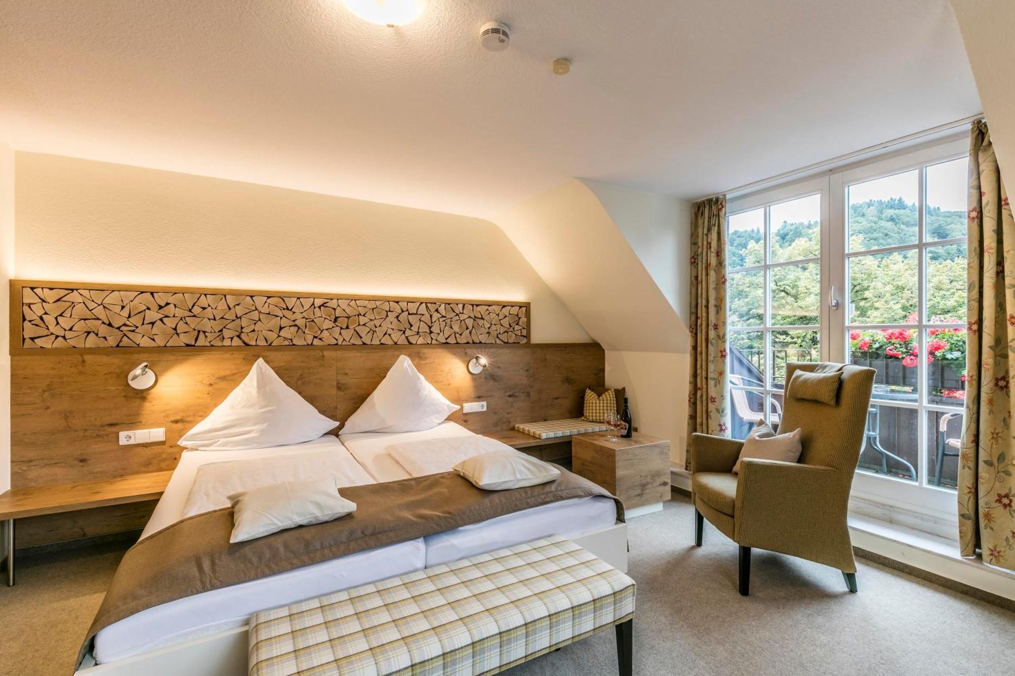 Hotel-Gasthaus Goldener Engel غلوترال المظهر الخارجي الصورة